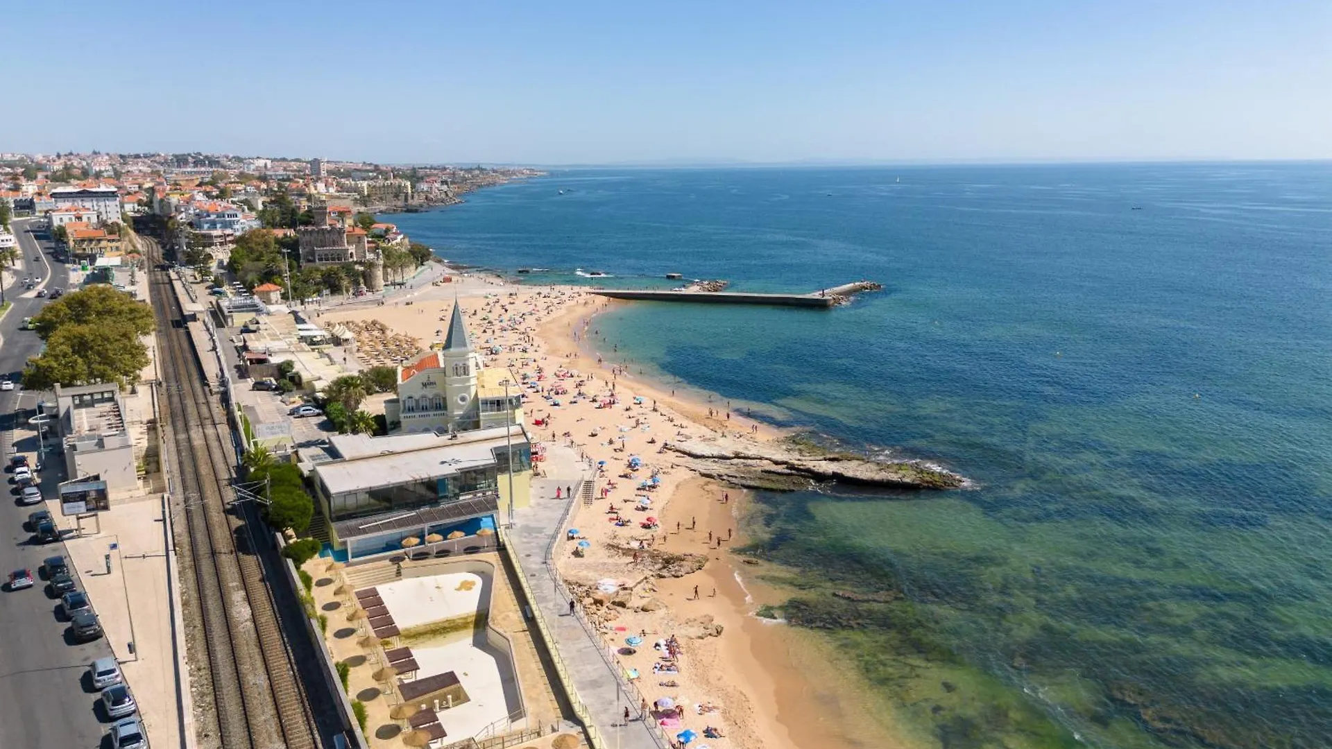 Cascais Townhouse With Sea Views 2 Minutes From Beach Estoril Portugal