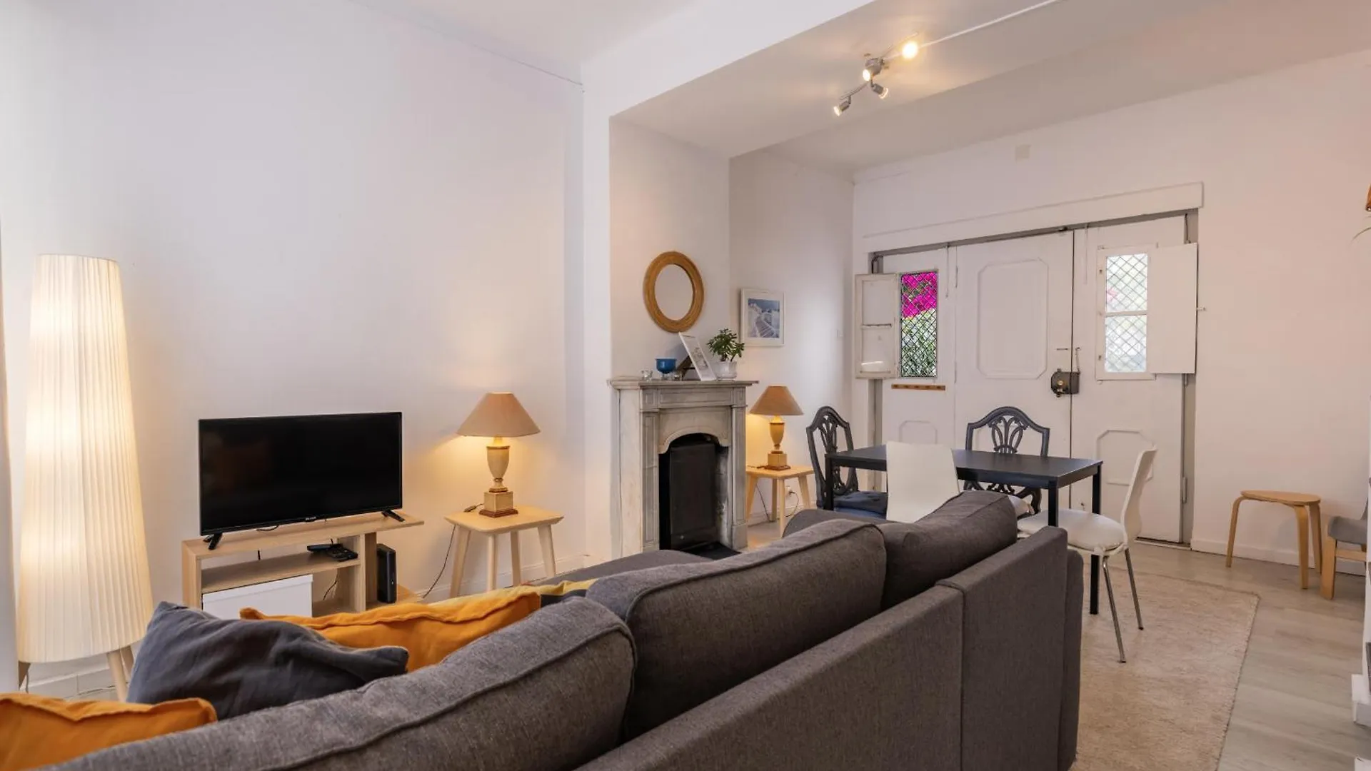 Holiday home Cascais Townhouse With Sea Views 2 Minutes From Beach Estoril