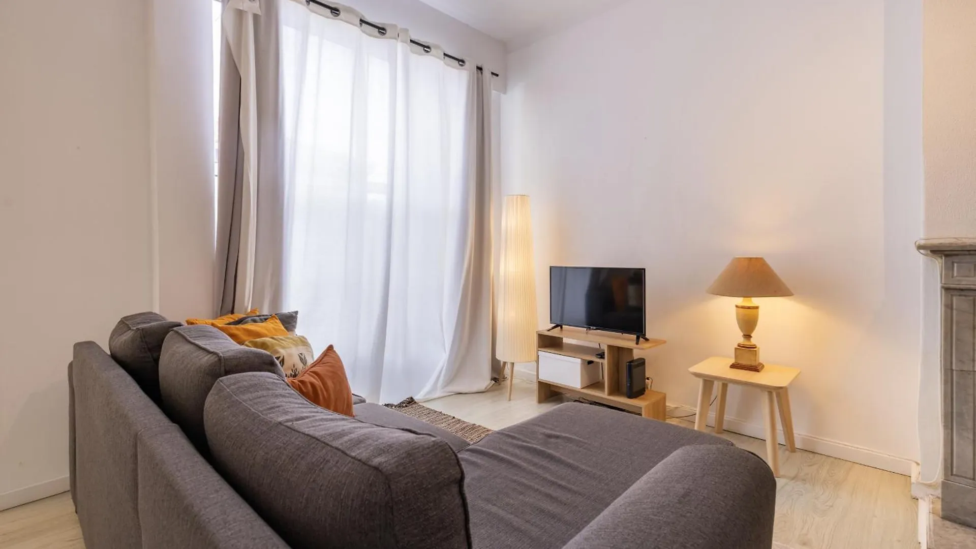 Cascais Townhouse With Sea Views 2 Minutes From Beach Estoril Holiday home