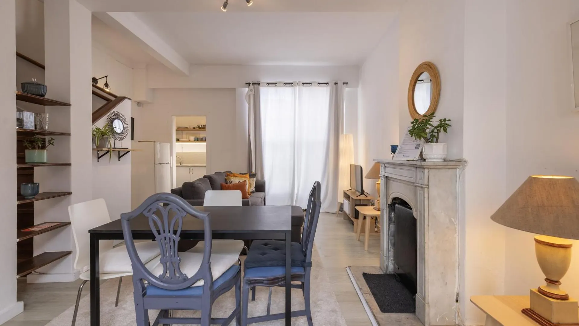 Cascais Townhouse With Sea Views 2 Minutes From Beach Estoril